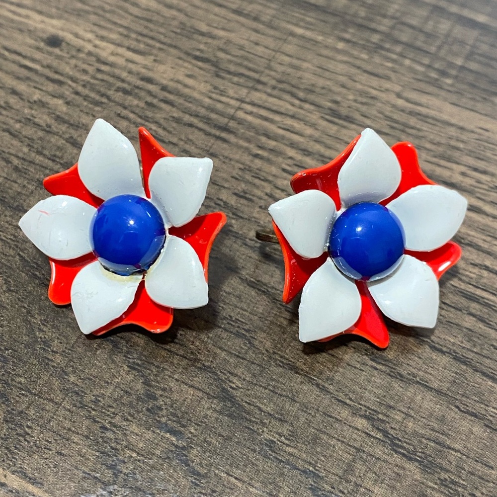 Vintage Patriotic Red, White, and Blue Enamel Metal Flower Clip On Earrings